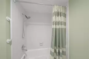 16111 Maplehurst Dr, Houston, TX 77379 - Photo 16