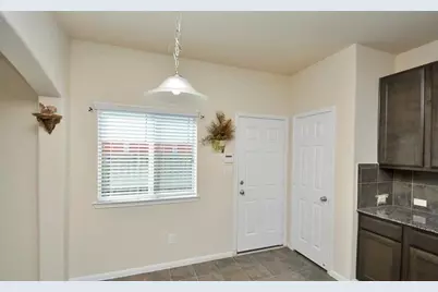 7302 Autumn Sun Drive, Houston, TX 77083 - Photo 8