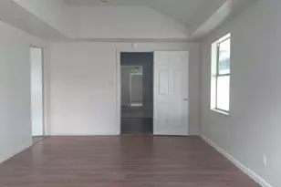 1408 Austin St, Bay City, TX 77414 - Photo 6