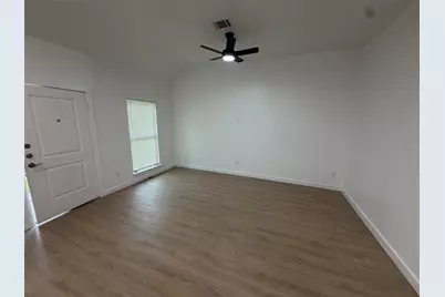 8627 Peachtree Street #A, Houston, TX 77016 - Photo 4