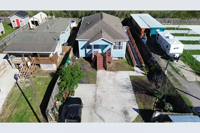 771 10th Street, Dickinson, TX 77539 - Photo 22