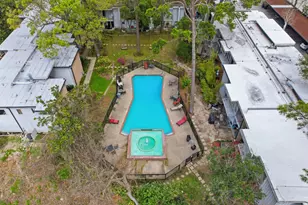 8211 Katy Fwy, Houston, TX 77024 - Photo 16