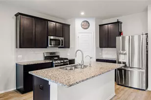 523 High Holly Cir, Magnolia, TX 77354 - Photo 10