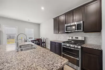 523 High Holly Circle, Magnolia, TX 77354 - Photo 8