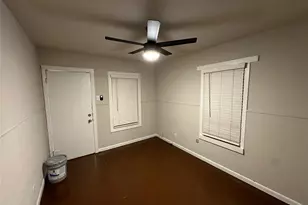 2721 Napoleon St, Houston, TX 77004 - Photo 12