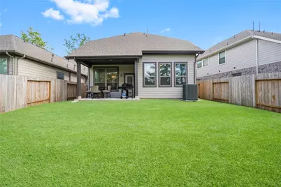 112 Sugar Peak Court, Montgomery, TX 77316 - Photo 4