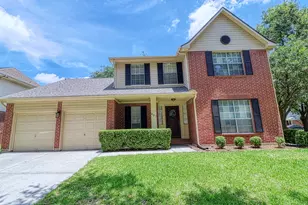 427 Birch Hill Dr, Sugar Land, TX 77479 - Photo 1