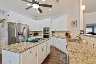 803 Hackberry Ln, Friendswood, TX 77546 - Photo 16