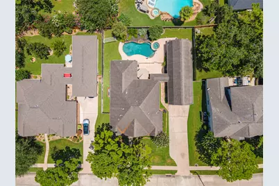 803 Hackberry Lane, Friendswood, TX 77546 - Photo 48