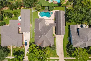803 Hackberry Ln, Friendswood, TX 77546 - Photo 48