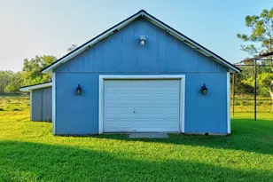 4770 County Rd 31, Angleton, TX 77515 - Photo 38