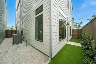 1711 Bologna Ln, Houston, TX 77055 - Photo 42