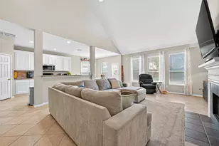 6019 Gablestone Ln, Katy, TX 77450 - Photo 6