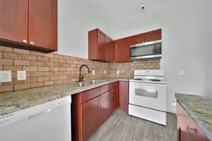 8034 Crestview Dr, Houston, TX 77028 - Photo 6