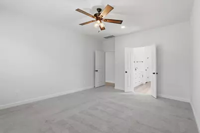 6048 Heritage Creek Lane, Conroe, TX 77304 - Photo 18