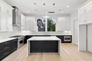1110 Peden St, Houston, TX 77006 - Photo 6