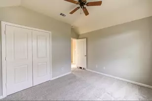7 Maple Mill Ct, Conroe, TX 77301 - Photo 42