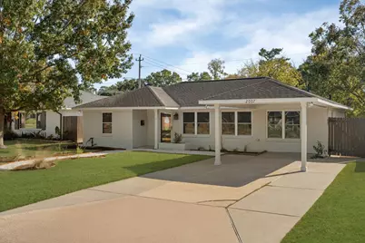 2007 Wakefield Drive, Houston, TX 77018 - Photo 2