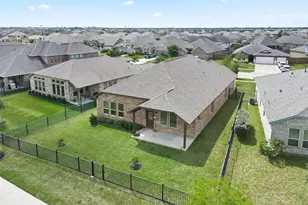 2733 Arbor Edge Crossing, Texas City, TX 77568 - Photo 36