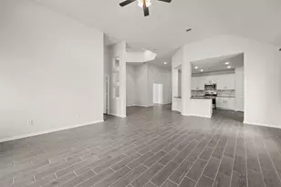 2733 Arbor Edge Crossing, Texas City, TX 77568 - Photo 14