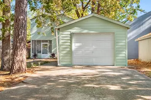 26604 Orchid Ct, Huntsville, TX 77320 - Photo 2