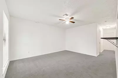 622 N 13th Street, La Porte, TX 77571 - Photo 4