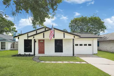 622 N 13th Street, La Porte, TX 77571 - Photo 2