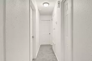 622 N 13th St, La Porte, TX 77571 - Photo 8