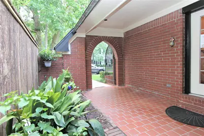 4012 Arnold Street, West University Place, TX 77005 - Photo 2