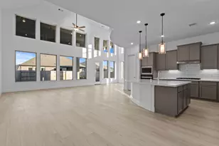 4818 Caspian Wave Dr, League City, TX 77573 - Photo 8