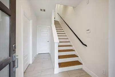 2722 Eado Edge Court, Houston, TX 77020 - Photo 2