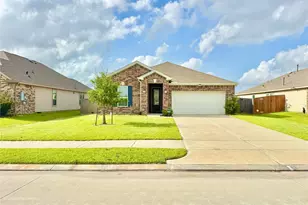 1023 Vly Crst Ln, La Marque, TX 77568 - Photo 1
