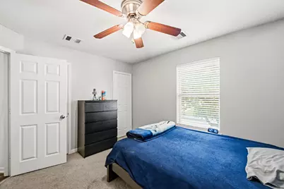 6614 Providence View Lane, Houston, TX 77049 - Photo 32