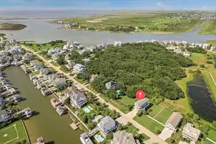 3439 Eckert Dr, Galveston, TX 77554 - Photo 2