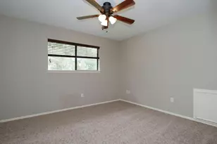 1 Greeningdon St, The Woodlands, TX 77381 - Photo 14