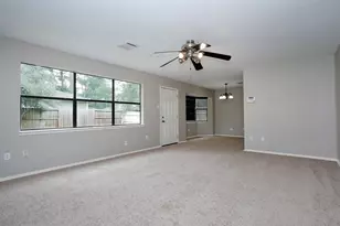 1 Greeningdon St, The Woodlands, TX 77381 - Photo 4