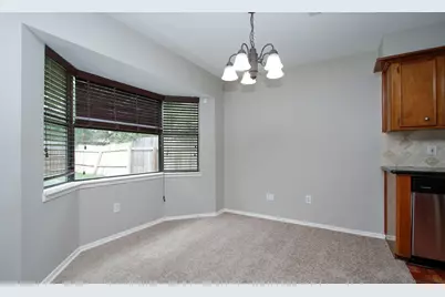 1 Greeningdon Street, The Woodlands, TX 77381 - Photo 6