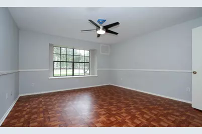 1 Greeningdon Street, The Woodlands, TX 77381 - Photo 8