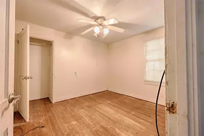 5810 Avenue E, Sheridan, TX 77475 - Photo 10