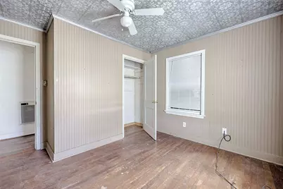 5810 Avenue E, Sheridan, TX 77475 - Photo 8