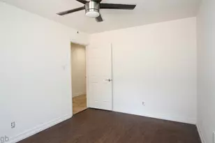 5530 Loch Lomond Dr, Houston, TX 77096 - Photo 18