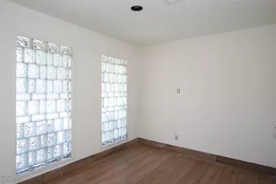 5530 Loch Lomond Drive, Houston, TX 77096 - Photo 22