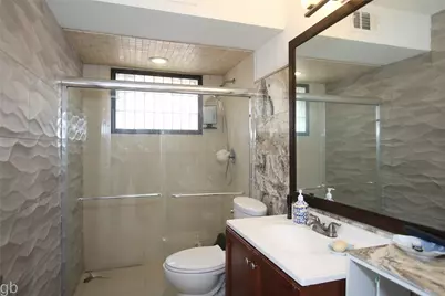5530 Loch Lomond Drive, Houston, TX 77096 - Photo 14