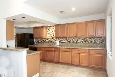 5530 Loch Lomond Drive, Houston, TX 77096 - Photo 6
