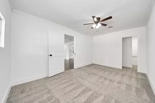 3714 Florinda St, Houston, TX 77021 - Photo 32