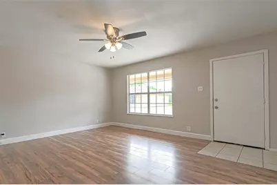 8430 Roundrock Drive #1, Houston, TX 77049 - Photo 2