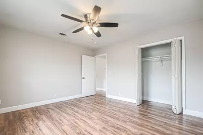 8430 Roundrock Drive #1, Houston, TX 77049 - Photo 8