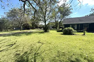 1207 Half Moon Dr, Wharton, TX 77488 - Photo 4