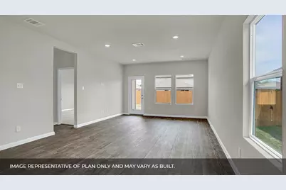 407 Robin Street, Angleton, TX 77515 - Photo 6