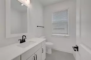 12119 St Augustine Dr, Mont Belvieu, TX 77535 - Photo 14